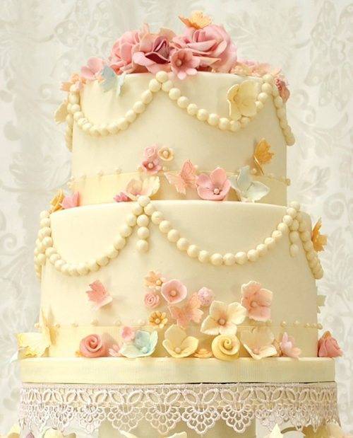 pillow wedding cake designs