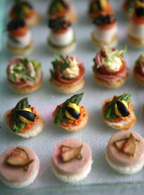 canapes canapes