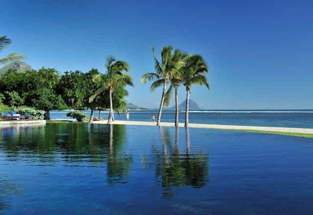 Infinity Pool Infinity Pool