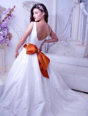 Contemporary And Elegant Wedding Gowns By Kosibah