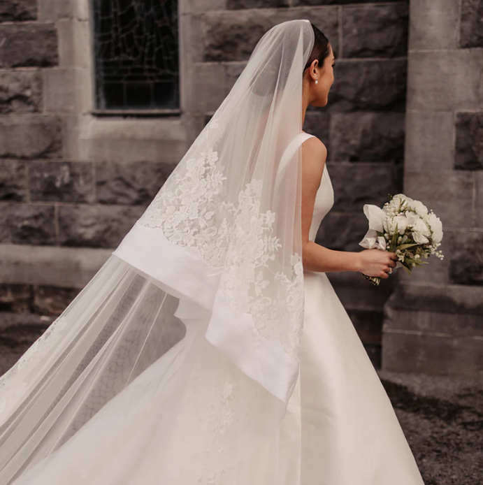 Caroline Castigliano launches her 2011 collection