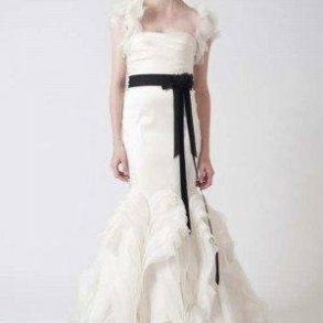 5 Star Weddings Visit The Vera Wang Trunk Show