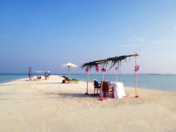Olhuveli Beach & Spa Resort in the Maldives Olhuveli Beach & Spa Resort in the Maldives