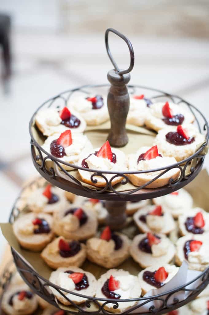 Wedding Venues Oxford - the cake Wedding Venues Oxford - the cake