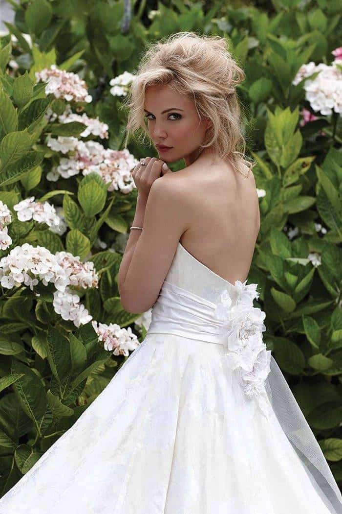 Sassi Holford