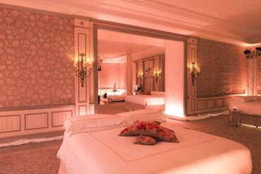 Come To Bed At The Savoy