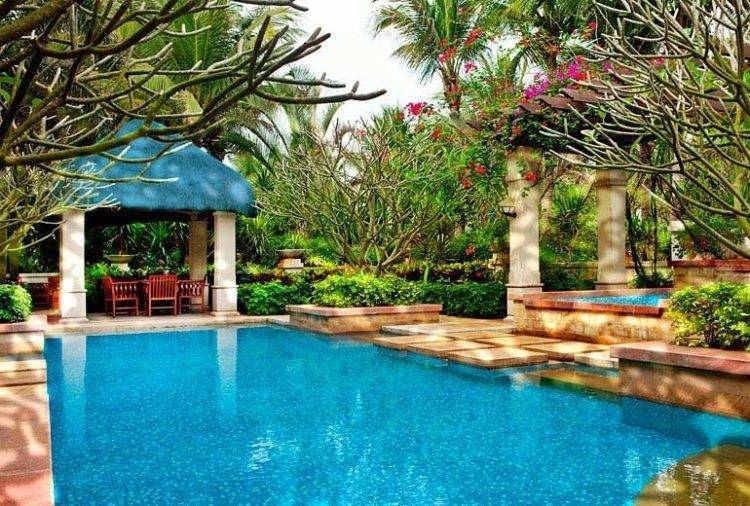 The Seraton Haiko Resort - Pool side
