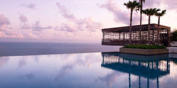 Marry on the Bali Cliffs at Glamorous Alila Villas Uluwatu
