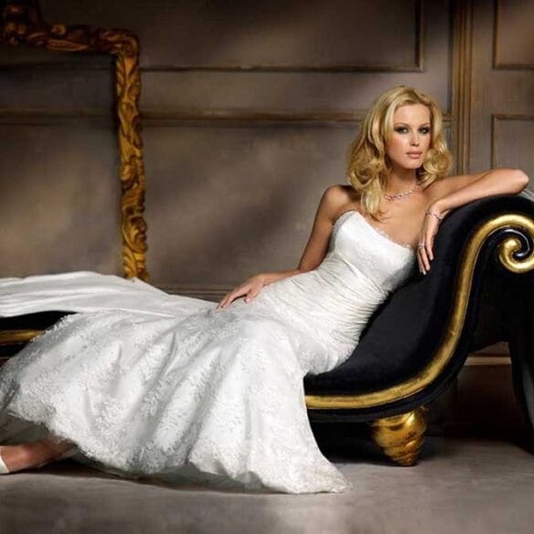 The UK’s Top Luxury Wedding Dress Designers