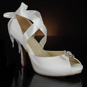 The Latest Celebrity Wedding Shoes