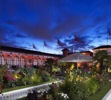 The Roof Gardens - Exclusive Elegance For Festive Bridal Parties