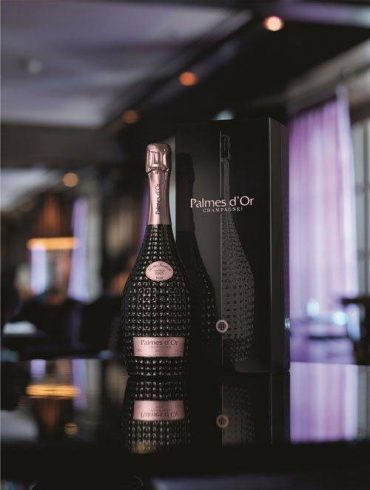 Give A Wedding Gift That Has The Wow Factor