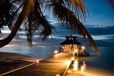 Roman​ce In Paradise Eco-Frie​ndly Honeymoon