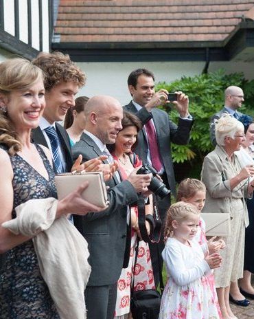 Ideas for Getting Guests to Participate in the Wedding