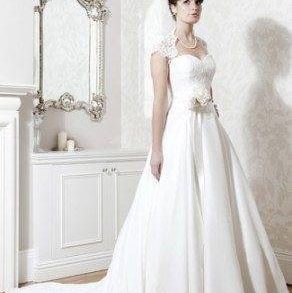 Hollywood inspired vintage wedding dresses