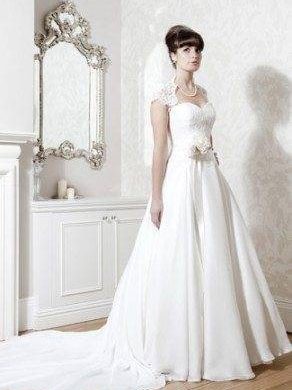 Hollywood inspired vintage wedding dresses