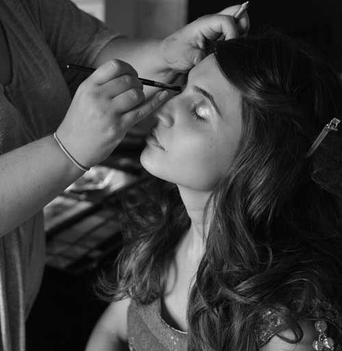 Inside Tips From Top Wedding Make-Up Artist