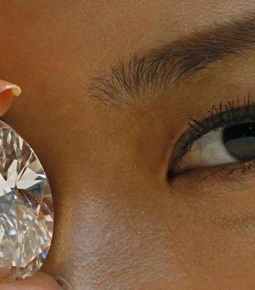 Would You Like To Own A $30.6m White Diamond
