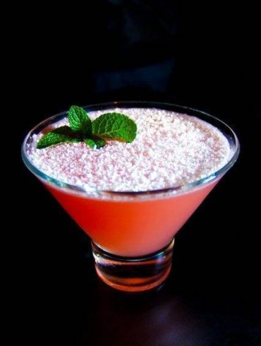 Bespoke Cocktails On Your Wedding Day