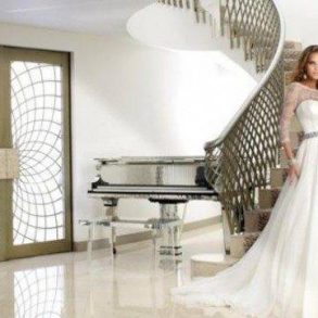 Find Your Dream Dress In The Chic Surrounding Of The Bulgari Hotel