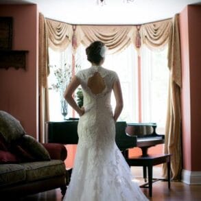 Real Weddings – Orchard Love Story Under Clear Niagara Skies