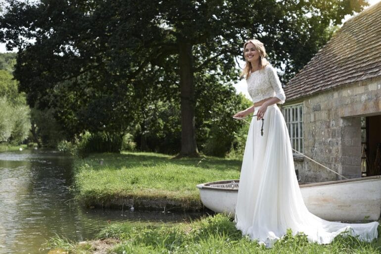 Stephanie Allin Showcases 2017 Collection