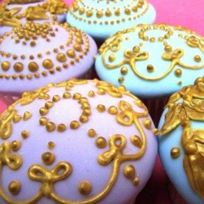 An Interview with Rosalind Miller Elegant Cakes