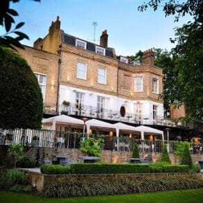 A Chic Boutique – The Bingham, London’s Riverside Retreat