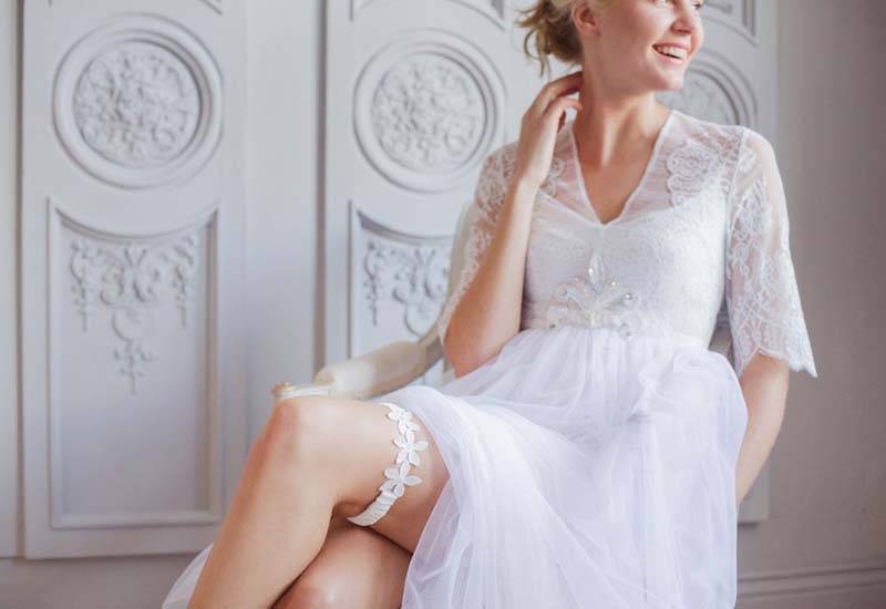 The Divine Detail… Discussing the little touches with the Wedding Garter Co.