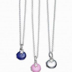 The perfect gift for your bridesmaids and flower girls