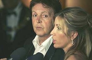 A hard days night – The War of the McCartney’s