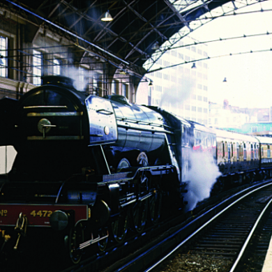 Journey Aboard A Vintage Train This Valentine’s Day