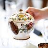 How to Plan a Vintage Wedding Theme around the Victorian Era