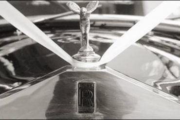 Luxury Car Hire – Arrive in Style