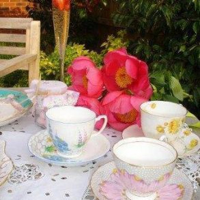 How To Have A Vintage Inspired Wedding Day