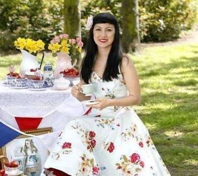 A Most Curious Party… Is A New Vintage Crockery