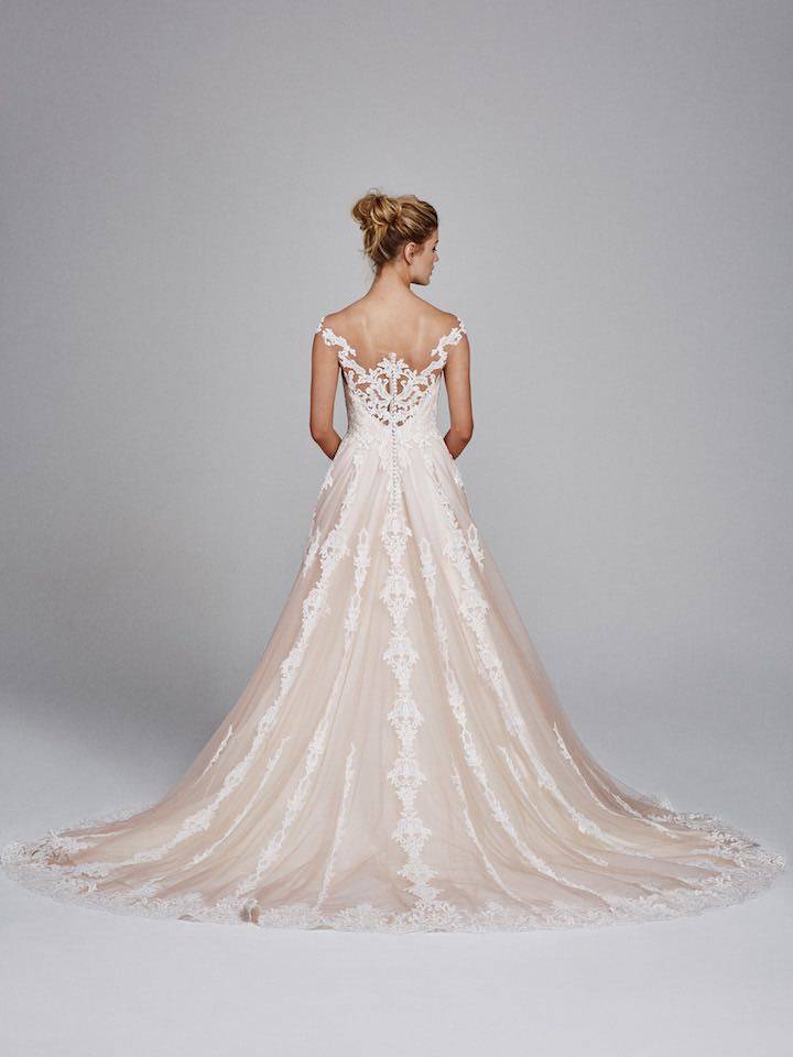 Fall Favourites at New York Bridal Week Dreamy lacework from Kelly Faetanini