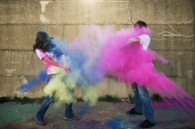 Have fun with colour! Photo: Want That Wedding