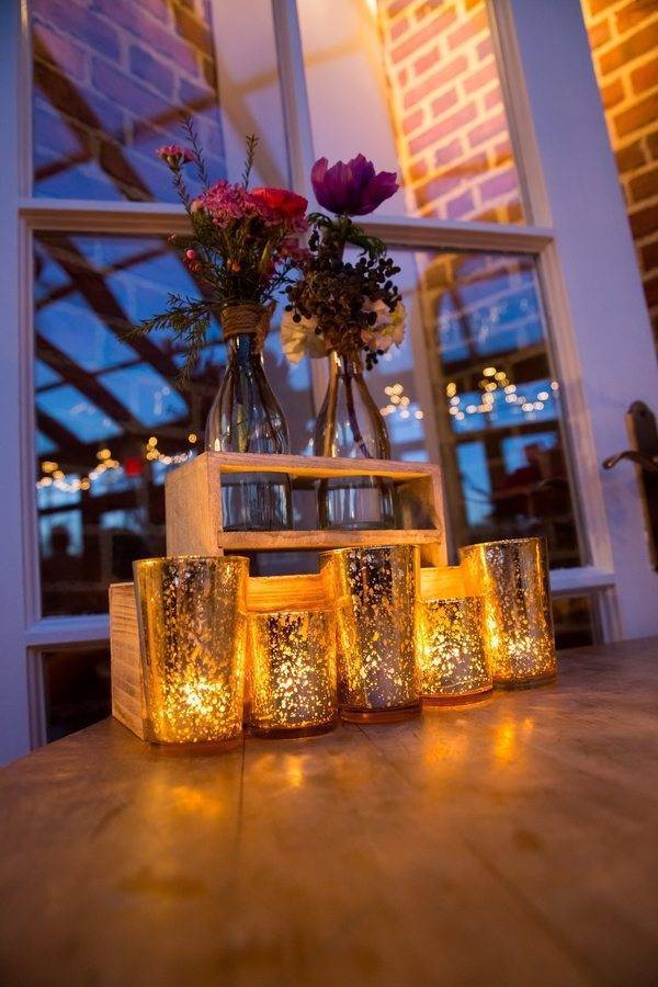 A Great Snow Sprinkled Gatsby wedding