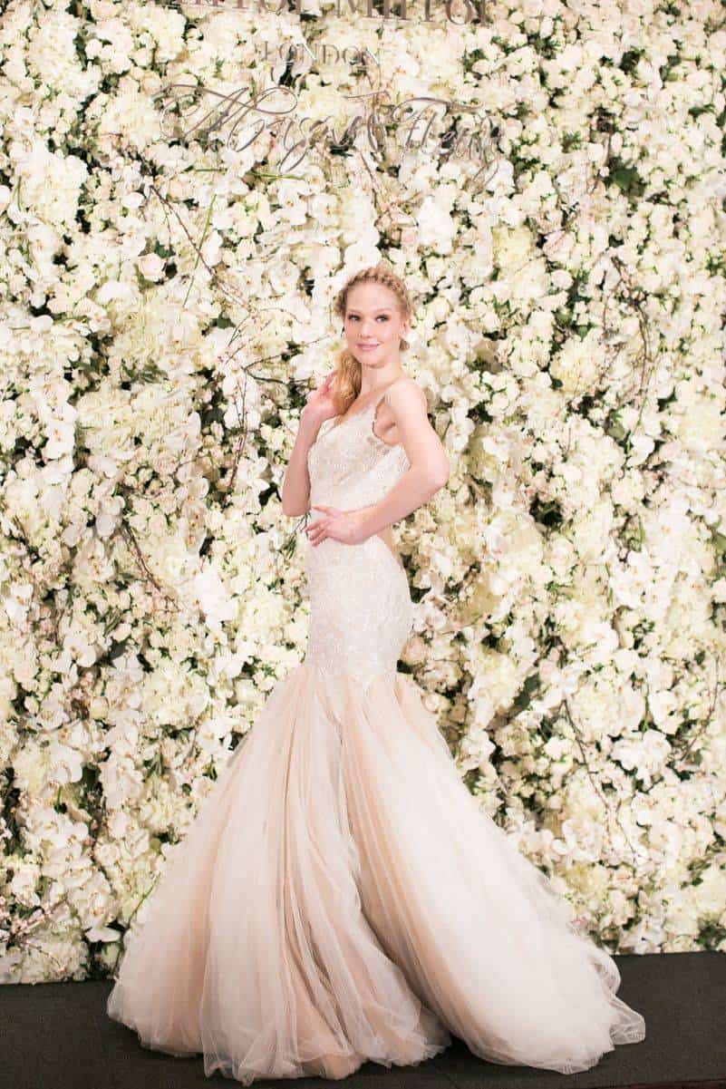 brides magazine mirror mirror nurit hen savoy london roberta facchini photography 44 801x1201