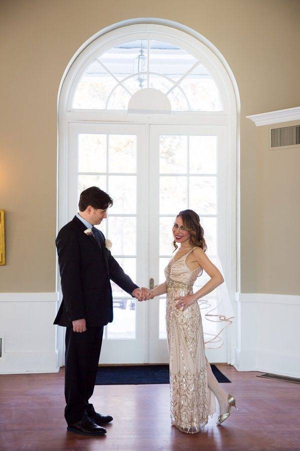 A Great Snow Sprinkled Gatsby wedding