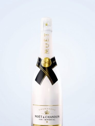 Open the love with Moët & Chandon