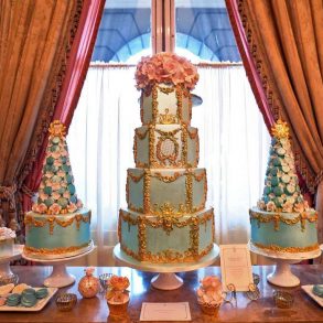 A uniquely exclusive cake event