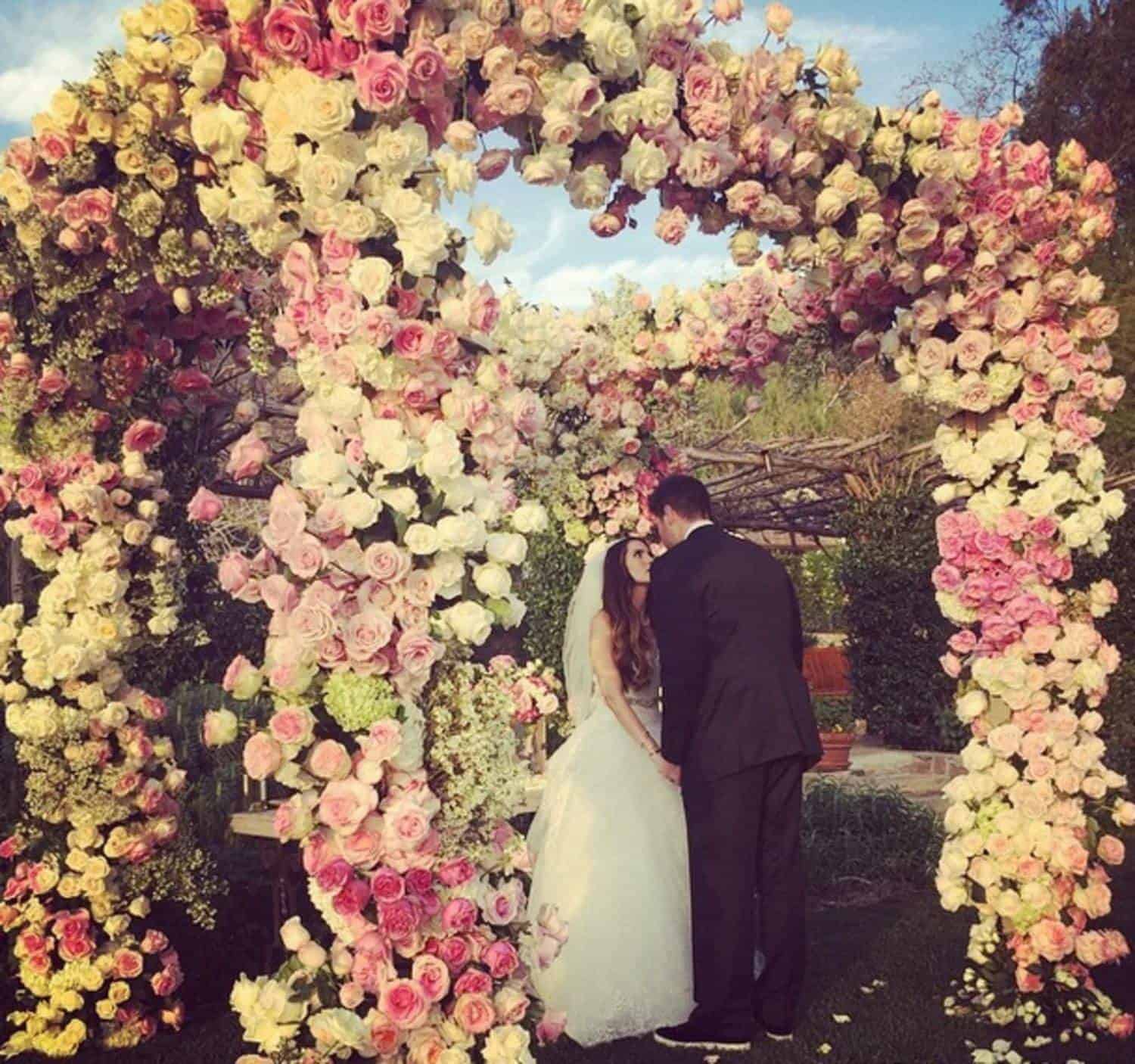 Top tips for a garden wedding
