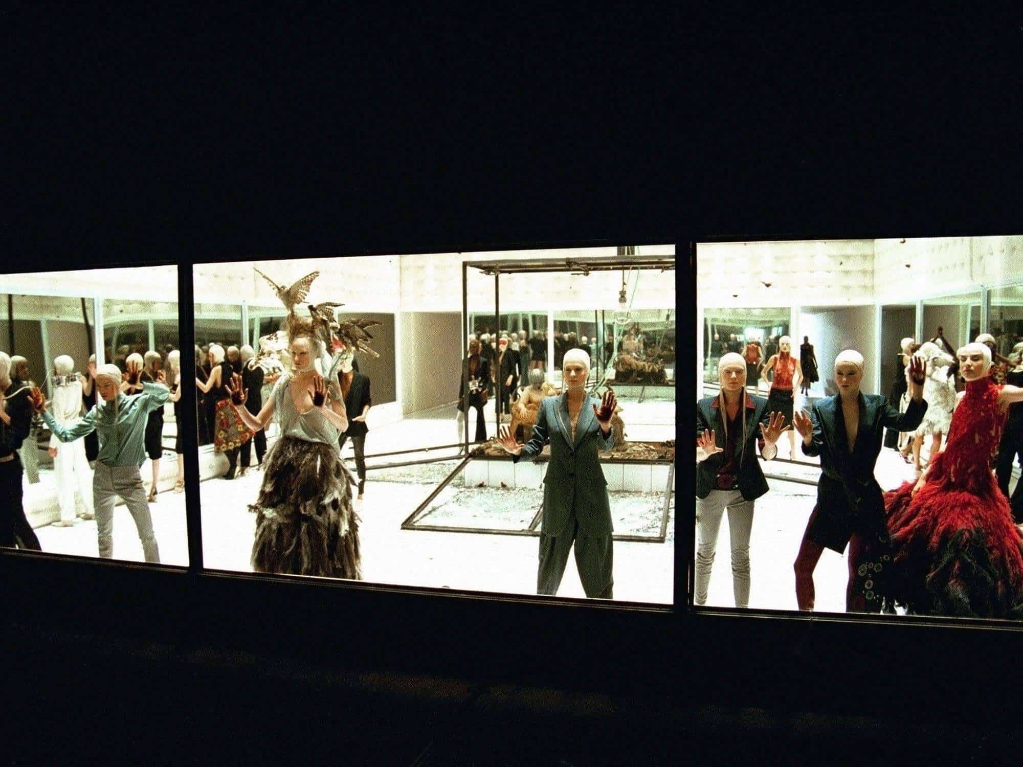 Alexander McQueen – fashion hooligan, savage beauty Alexander McQueen - fashion hooligan, savage beauty