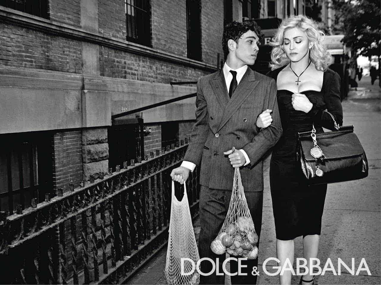 FW11 Women 02 The Dynasty of Dolce & Gabbana