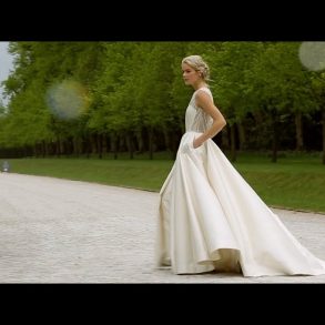 Amanda Wakeley’s Astor Collection