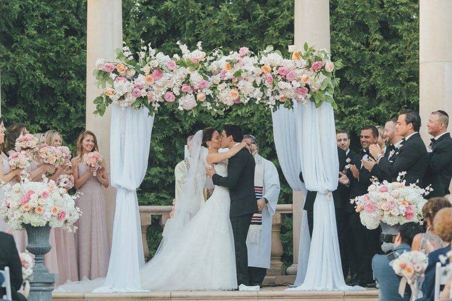 Peach and Pink for an Outdoor Wedding