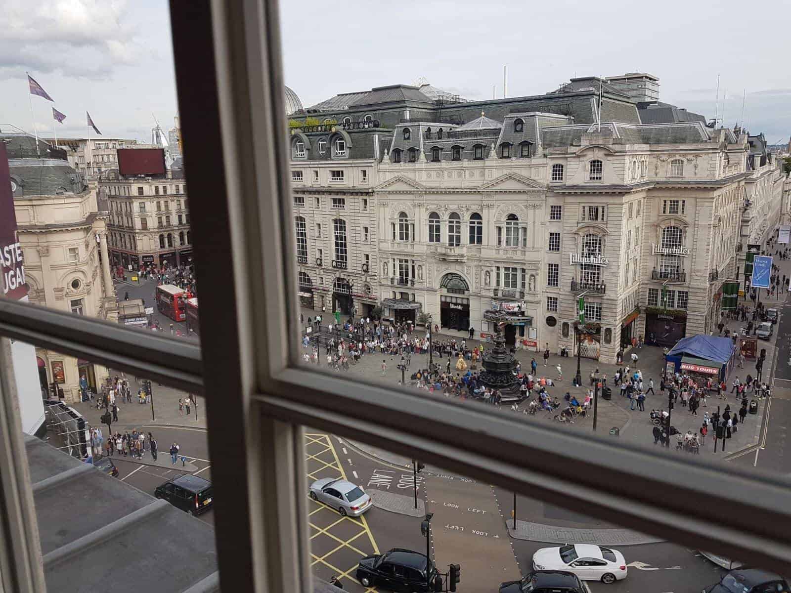 Review: Hotel Café Royal
