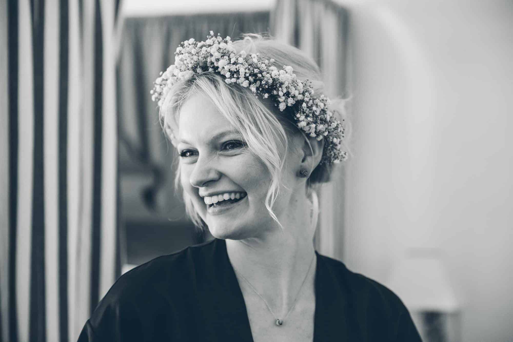 Married in Mallorca - the bride with flowers in her hair